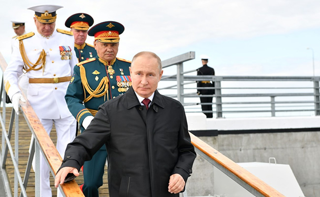 Russia Opposition Claims Mass Fraud After Vladimir Putin's Party Sweeps Vote