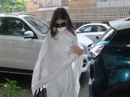 Raj Kaushal's Prayer Meet Attended By Mouni Roy And Other TV Stars Raj Kaushal's Prayer Meet Attended By Mouni Roy And Other TV Stars