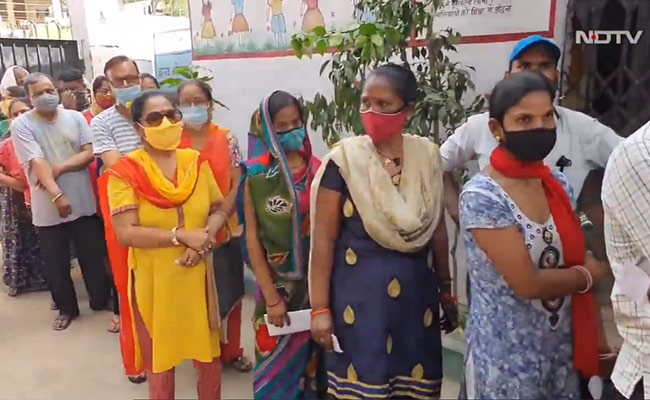 वैक्सीन लगी भी नहीं और मोबाइल पर आ गए मैसेज और सर्टिफिकेट