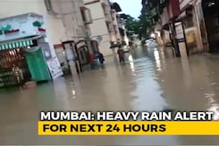 Streets Flooded Amid Heavy Rain In Mumbai Streets Flooded Amid Heavy Rain In Mumbai