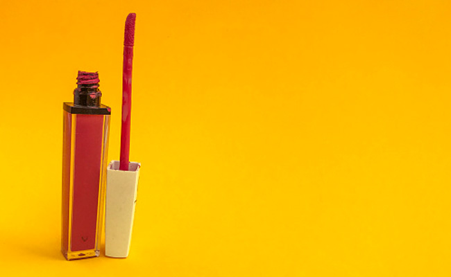 These Mauve Liquid Lipsticks Are Meant For Effortless Everyday Glam