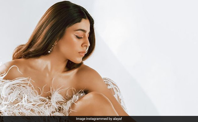 Alaya Furniturewalla In A Feathered Gown Is The Only Dose Of Tuesday Glam You Need