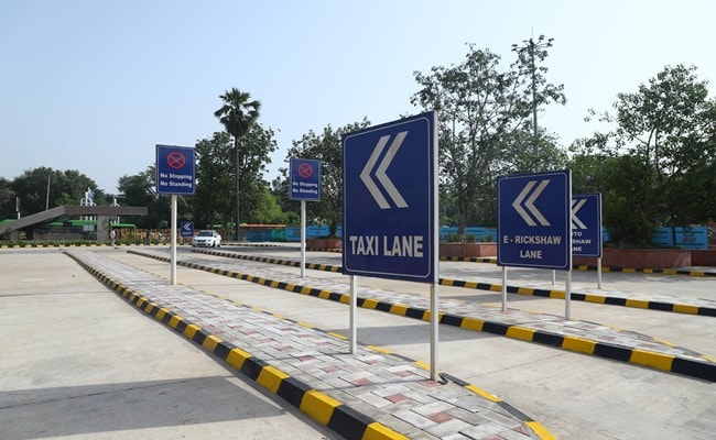 FASTag/UPI Based Cashless Parking Facility Opened At Kashmere Gate: How It Works FASTag/UPI Based Cashless Parking Facility Opened At Kashmere Gate: How It Works