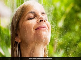 Why Is Exfoliation Important: आपको क्यों अपनी स्किन को एक्सफोलिएट करना चाहिए? डॉ जयश्री शरद से जानें सटीक कारण Why Is Exfoliation Important: आपको क्यों अपनी स्किन को एक्सफोलिएट करना चाहिए? डॉ जयश्री शरद से जानें सटीक कारण
