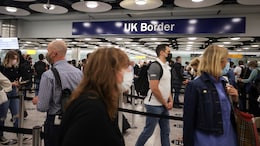 UK To End Quarantine For Vaccinated Travellers In Boost For Airlines