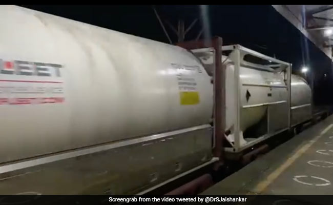 Neighbourhood First: India Delivers 200 Tonnes Of Medical Oxygen To Bangladesh