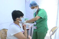 What Are Covid Vaccine Breakthrough Infections And How To Prevent These? What Are Covid Vaccine Breakthrough Infections And How To Prevent These?