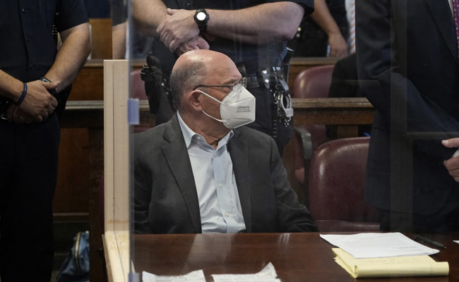 Longtime Trump Organization Executive Gets 5 Months In Jail Over Tax Fraud