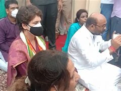 यूपी में लोकतंत्र खत्‍म करने की कोशिश कर रही योगी सरकार, पीएम दे रहे शाबासी : प्रियंका गांधी वाड्रा