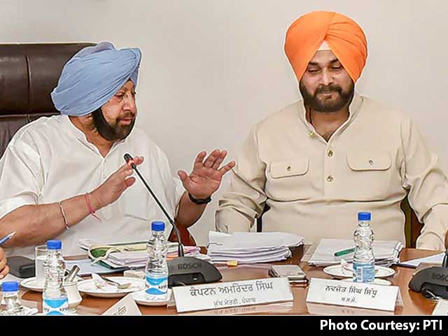 Punjab Congress MPs Against Navjot Sidhu Promotion To Meet Sonia Gandhi