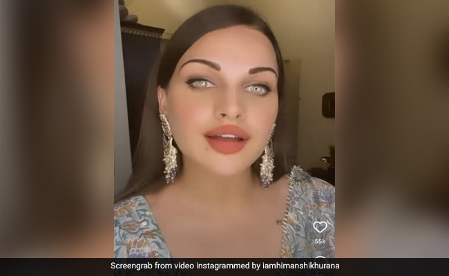 Himanshi Khurana ने पंजाबी सॉन्ग 'ज्यादा वडिया' पर दिए जबरदस्त एक्सप्रेशन, Video हुआ वायरल