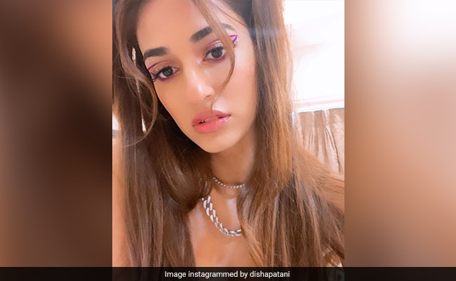 Disha Patani Can Ace Makeup Just As Fabulously With A Funky Pink Graphic Cat Eye Makeup Look