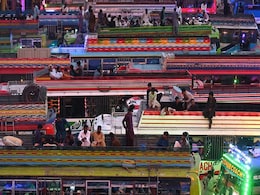 28 Killed In Pakistan Bus Crash Ahead Of Eid Holiday 28 Killed In Pakistan Bus Crash Ahead Of Eid Holiday