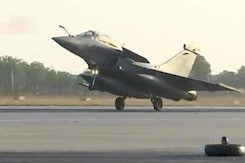 Top Story Of The Day: Congress Launches Fresh Offensive Against Centre On Rafale Deal Top Story Of The Day: Congress Launches Fresh Offensive Against Centre On Rafale Deal