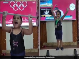 Mirabai Chanu "Loves" This Video Of A Girl Mimicking Her Silver Medal Lift Mirabai Chanu "Loves" This Video Of A Girl Mimicking Her Silver Medal Lift