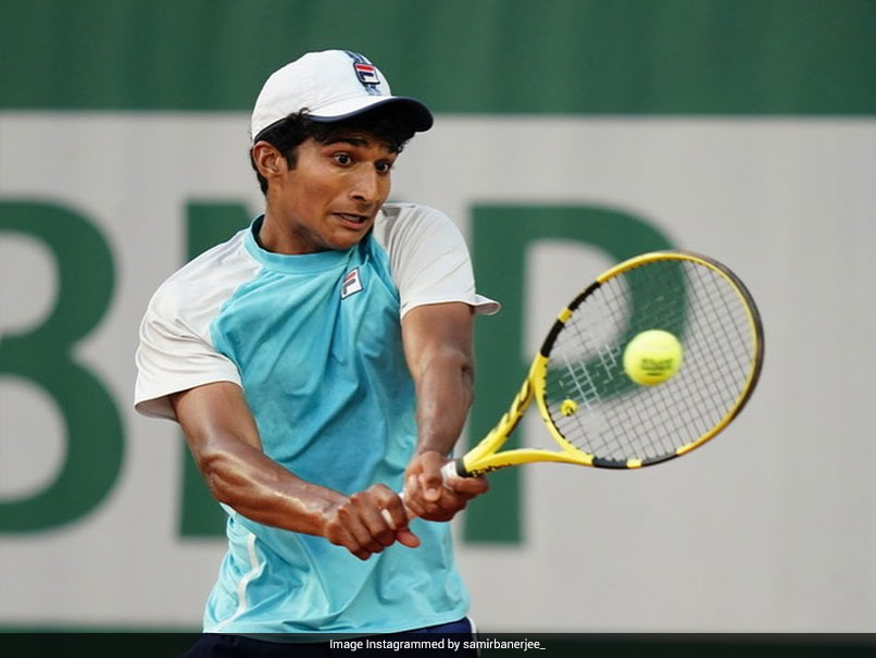 Wimbledon 2021: Indian-American Samir Banerjee Beats Victor Lilov 7-5, 6-3 To Win Boys' Singles Title