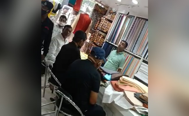 Cabinet Calling? Chirag Paswan's Uncle, Shopping For Kurta, Said This