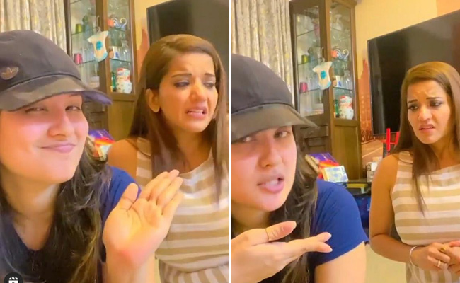 मोनालिसा की फर्राटेदार इंग्लिश सुन फैन्स हुए हैरान, पकड़ लिया अपना सिर, देखें वायरल Video