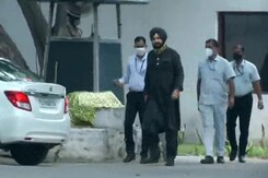 Navjot Sidhu Meets Sonia Gandhi, Rahul Gandhi As Punjab Infighting Worsens Navjot Sidhu Meets Sonia Gandhi, Rahul Gandhi As Punjab Infighting Worsens