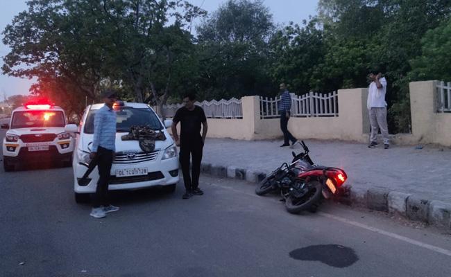 2 Men Arrested In Delhi As Cops Probe Robbery Caught On CCTV