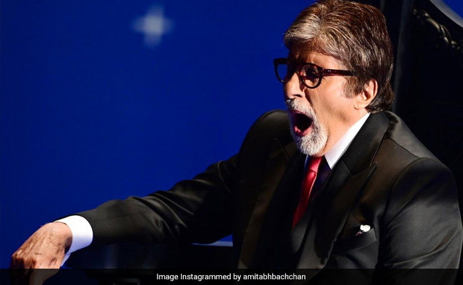 सेट पर ऊंघते हुए नजर आए अमिताभ बच्चन, फोटो शेयर कर बोले- ऐसा ही होता है जब...