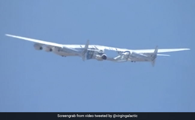 "जीवनभर का अनुभव", अंतरिक्ष उड़ान के बाद रिचर्ड ब्रैनसन बोले