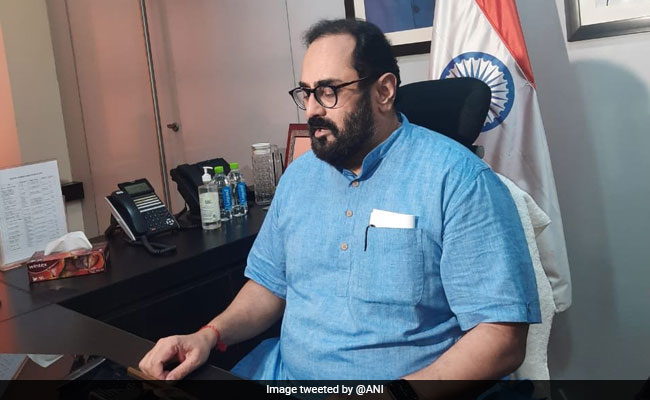 Social Media Algorithms Shouldn't Violate Fundamental Rights: Minister