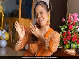 देवोलीना भट्टाचार्जी ने बाहुबली के सॉन्ग 'कान्हा सो जा जरा' पर किया क्लासिकल डांस, Video हुआ वायरल देवोलीना भट्टाचार्जी ने बाहुबली के सॉन्ग 'कान्हा सो जा जरा' पर किया क्लासिकल डांस, Video हुआ वायरल