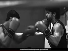 <I>Toofaan</i>: Watch How Farhan Akhtar Trained To "Take Punches, Not Fake Punches" In This Intense Video <I>Toofaan</i>: Watch How Farhan Akhtar Trained To "Take Punches, Not Fake Punches" In This Intense Video