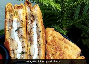 Move Over Bread Pakoda; Make This Yummy Aloo Paneer Bread Pakoda That Screams Indulgence Move Over Bread Pakoda; Make This Yummy Aloo Paneer Bread Pakoda That Screams Indulgence