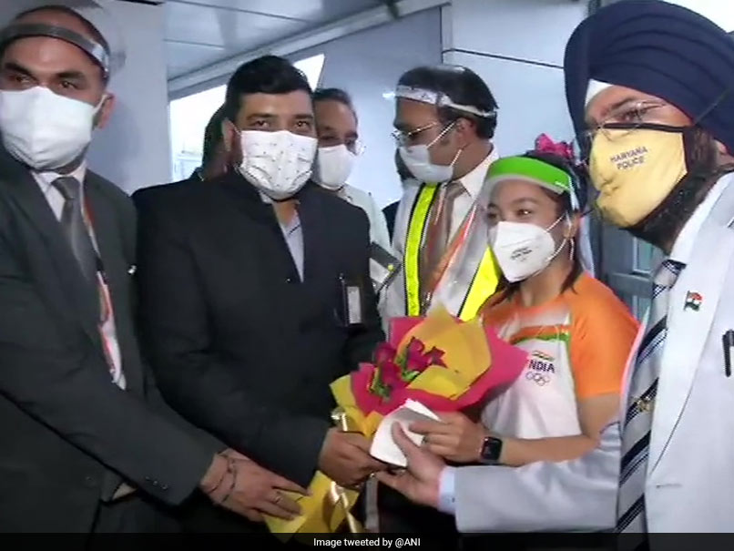 Tokyo Olympics Silver Medallist Mirabai Chanu Comes Home To Big Welcome