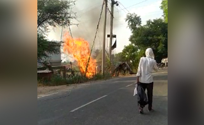 CNG Car Hits Electric Pole In Gurgaon, Burns For Hours, 2 Dead