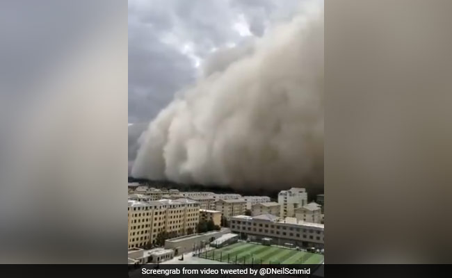 Watch: In This China City, 300-Foot Wall Of Sand, Roads Close