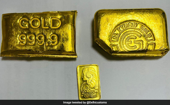 IndiGo, SpiceJet Staff Arrested As Customs Cracks Down On Gold Smuggling At Delhi Airport