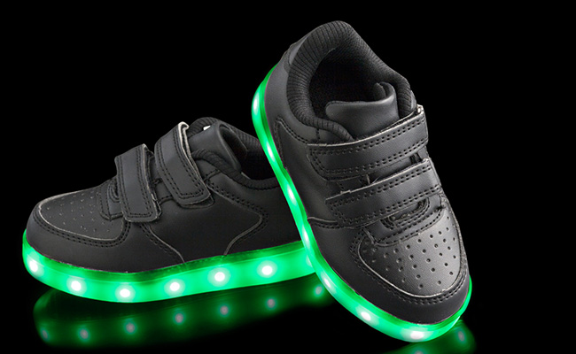 Your Little One Will Be The Coolest Kid On The Block With These Light Up Shoes