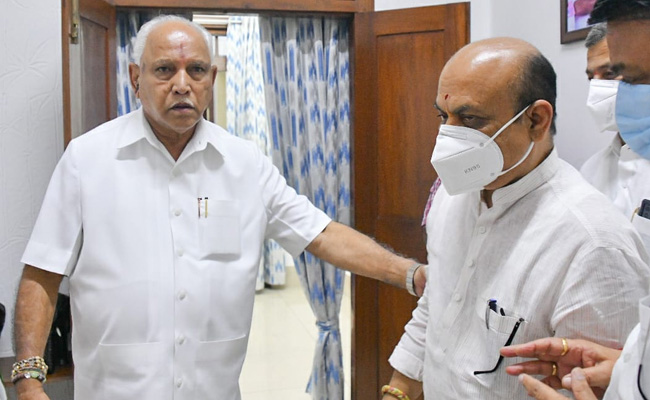 Ex Karnataka Chief Minister Denies Leader Change Buzz, Supports His Successor