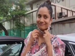 फोटोग्राफर ने सुशांत को लेकर पूछा सवाल तो अंकिता लोखंडे बोलीं- छोटू अब बड़े हो जाओ...देखें Video फोटोग्राफर ने सुशांत को लेकर पूछा सवाल तो अंकिता लोखंडे बोलीं- छोटू अब बड़े हो जाओ...देखें Video