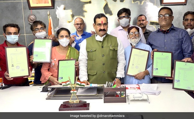 Six Pakistani Migrants Granted Indian Citizenship In Madhya Pradesh Under CAA