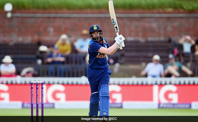 शेफाली वर्मा ने मचाई खलबली, जिसने शून्य पर किया था बोल्ड उस इंग्लिश गेंदबाज को लगाए लगातार 5 चौके- Video