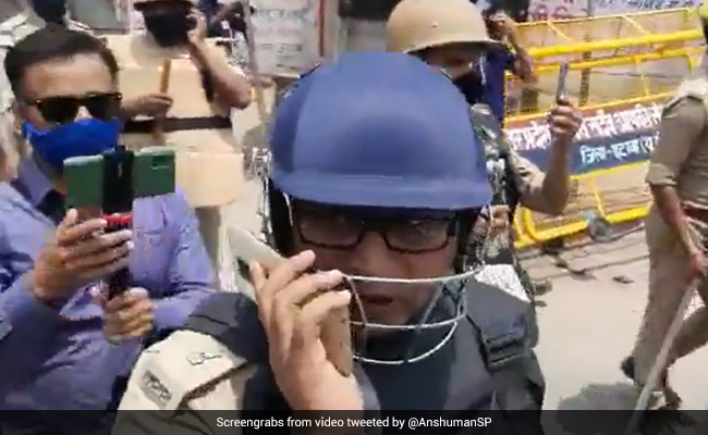 Watch: Slapped By "BJP People", UP Police Officer Pleads To Seniors