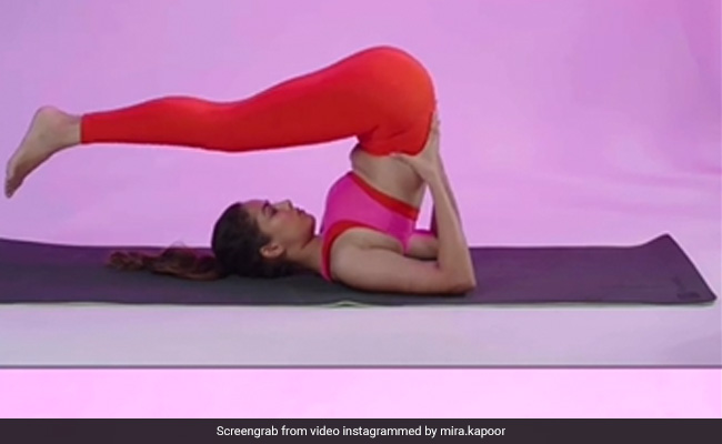Mira Rajput Sums Up Her Yoga Routine In ROFL Expectation Vs Reality Post
