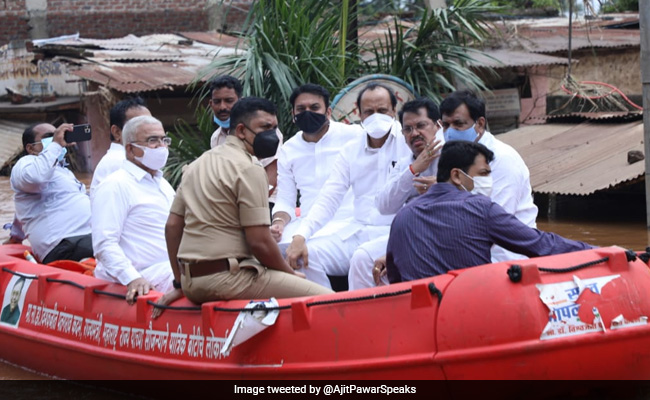 Maharashtra Deputy Chief Minister Visits Flood-Hit Villages On A Rescue Boat