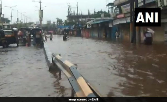 मुंबई में आज भारी बारिश का अनुमान, ओडिशा-आंध्र में चक्रवाती तूफान की आशंका