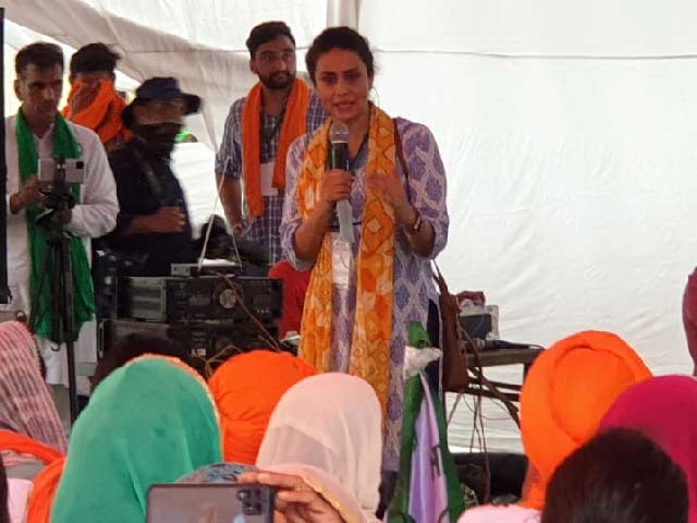 Actor Gul Panag Extends Support To Farmers At All-Women <i>Kisan-Sansad</i>