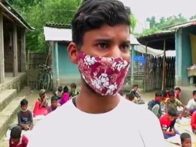 Once A Child Labourer, 19-Year-Old Rescues Children Through Mukti Caravan Campaign