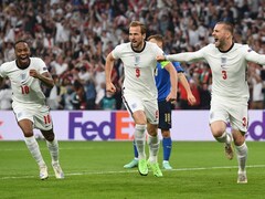 Euro 2020 Final Live: England Hang On To 1-0 Lead After 60 Minutes