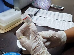 दिल्ली में कोरोना वैक्सीनेशन का आंकड़ा 1 करोड़ पार, आधी आबादी को लगा टीका दिल्ली में कोरोना वैक्सीनेशन का आंकड़ा 1 करोड़ पार, आधी आबादी को लगा टीका