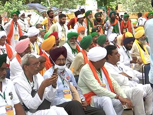 Should Government, Farmers Talk Again? Ground Report From 'Kisan Sansad'