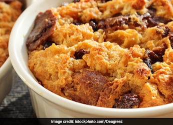 This Yummy Bread And Milk Pudding Will Become Your Go-To Dessert (Recipe Inside) This Yummy Bread And Milk Pudding Will Become Your Go-To Dessert (Recipe Inside)