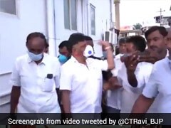 On Camera, Karnataka Congress Chief Slaps Man, BJP Slams "Behaviour"